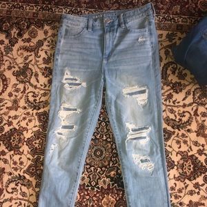 American Eagle jeans light wash ripped jeans
